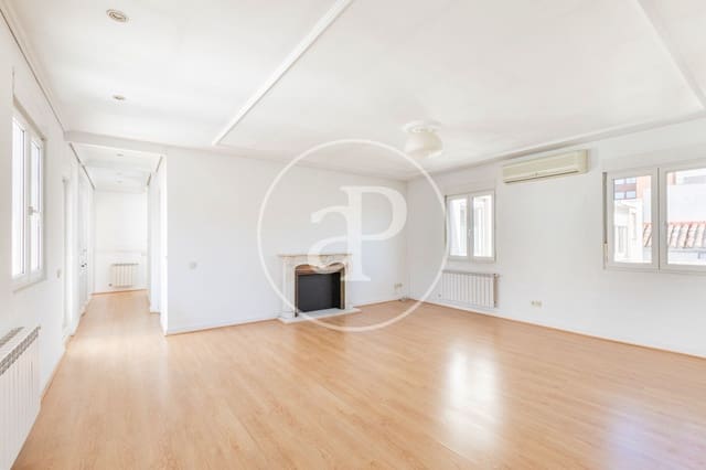 Apartamento de 3 habitaciones en Cortes, Madrid ciudad en alquiler - 3.950 € (Ref: 9843409)