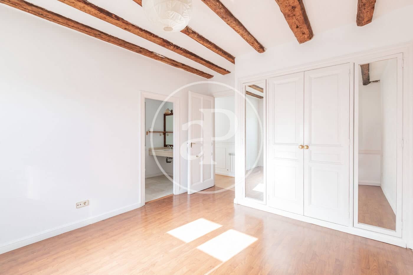 3 bedroom Apartment for rent in Madrid city - € 3,950 (Ref: 9843409)