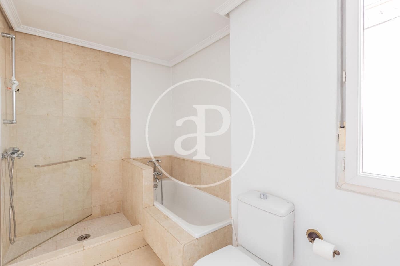 3 bedroom Apartment for rent in Madrid city - € 3,950 (Ref: 9843409)
