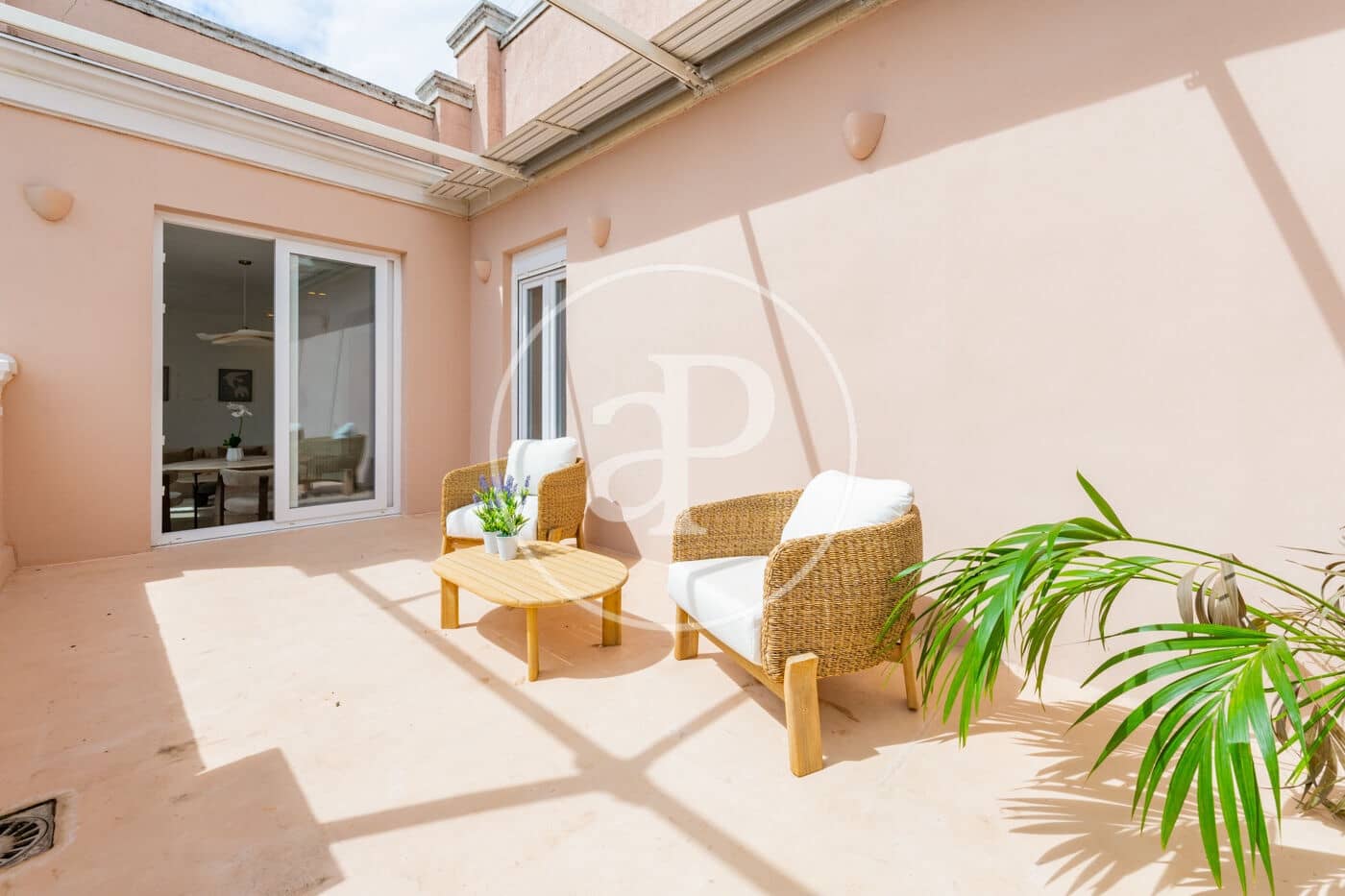 2 bedroom Apartment for sale in Madrid city - € 1,299,000 (Ref: 9843412)