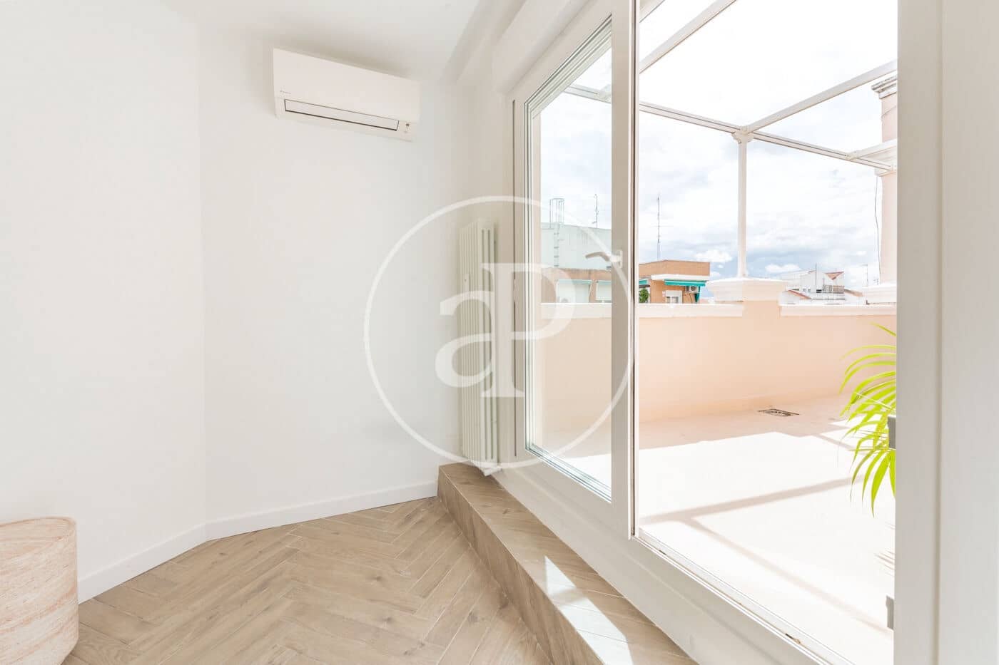 2 bedroom Apartment for sale in Madrid city - € 1,299,000 (Ref: 9843412)