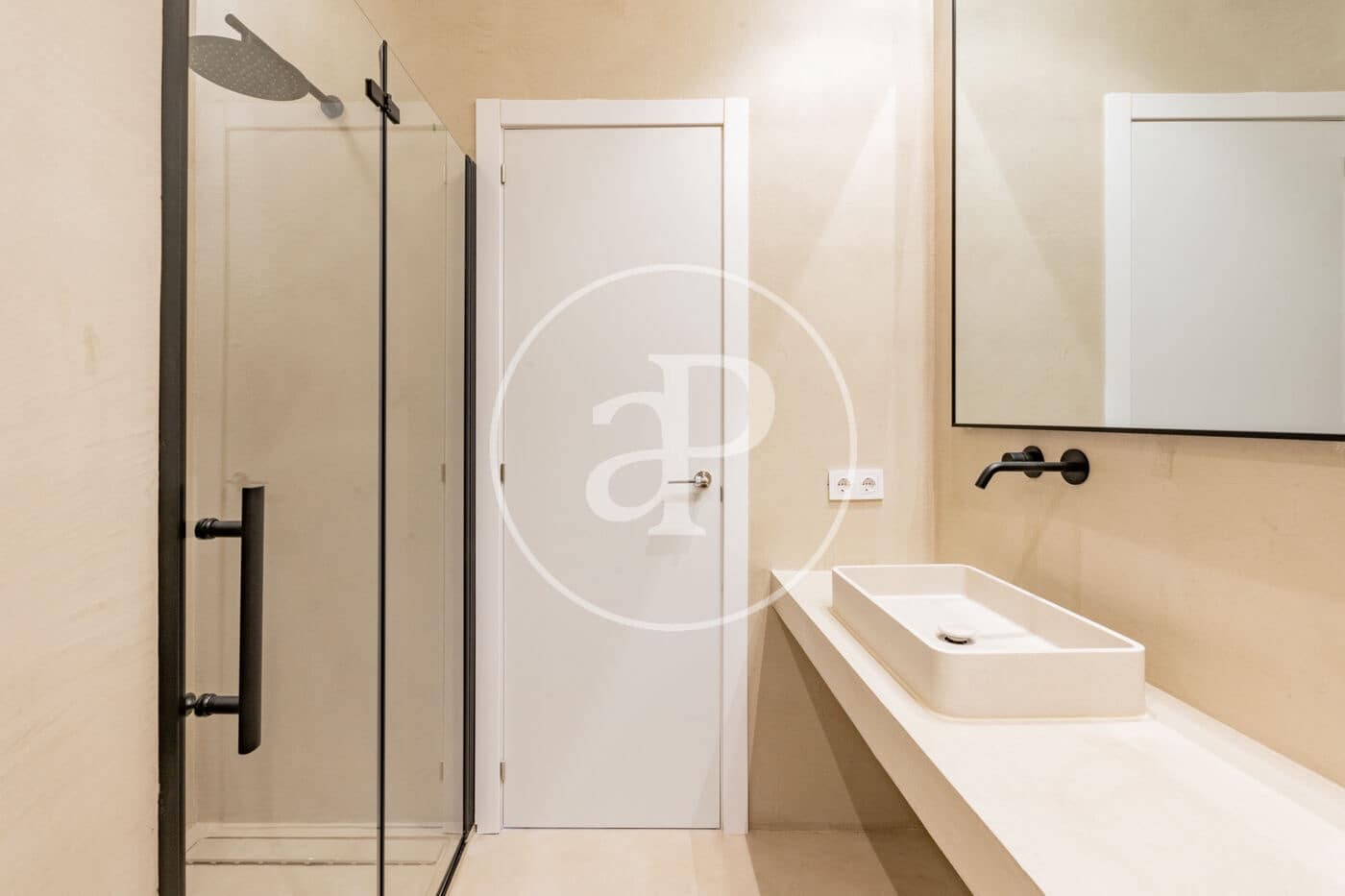 2 bedroom Apartment for sale in Madrid city - € 1,299,000 (Ref: 9843412)