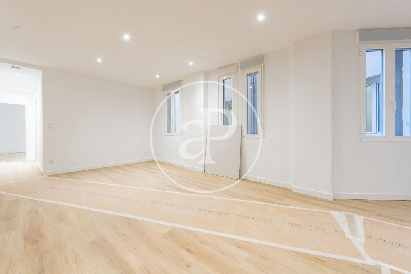 6 bedroom Apartment for sale in Madrid city - € 1,200,000 (Ref: 9846245)