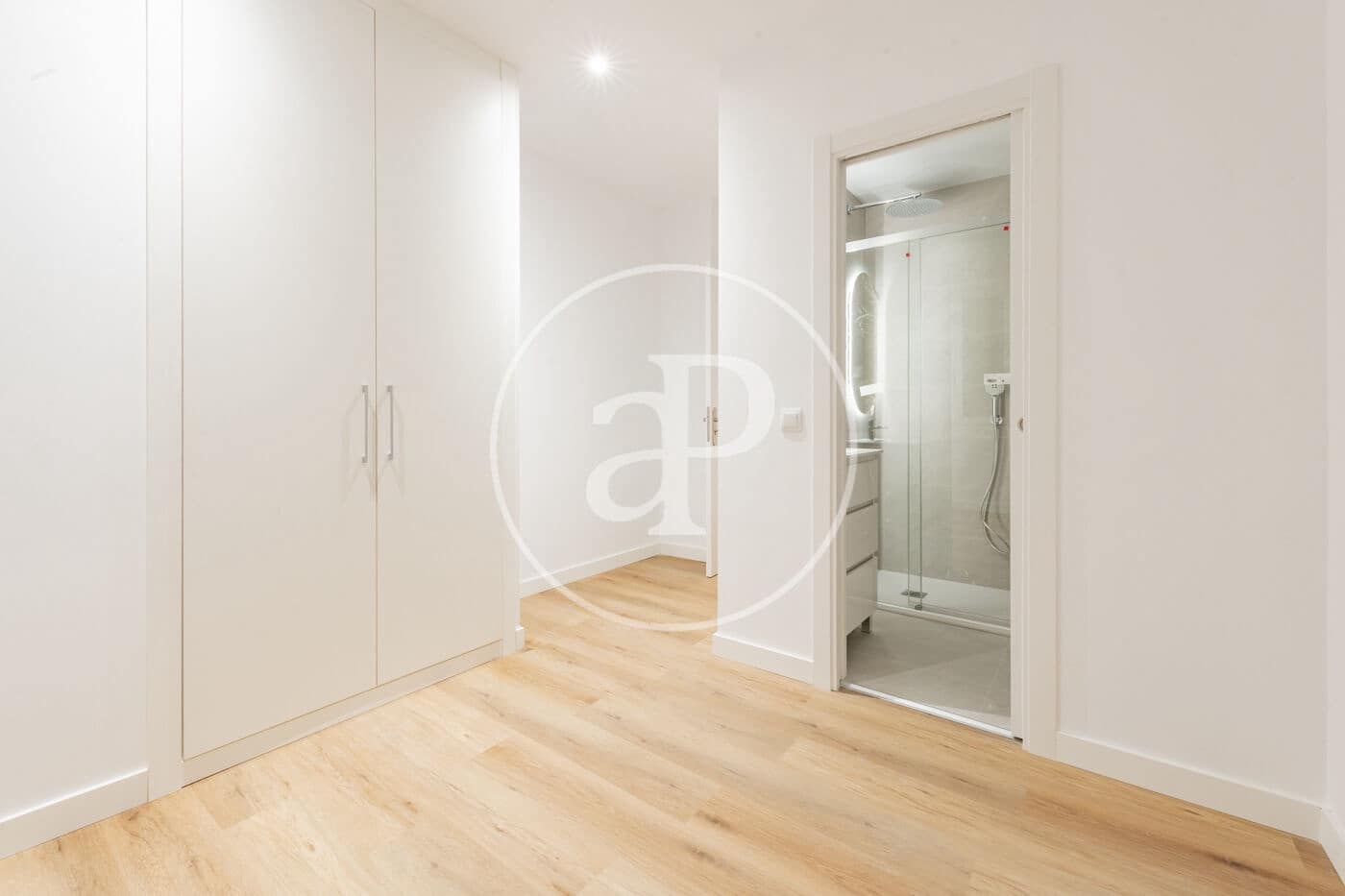 6 bedroom Apartment for sale in Madrid city - € 1,200,000 (Ref: 9846245)