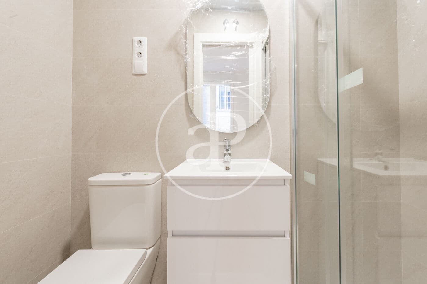 6 bedroom Apartment for sale in Madrid city - € 1,200,000 (Ref: 9846245)