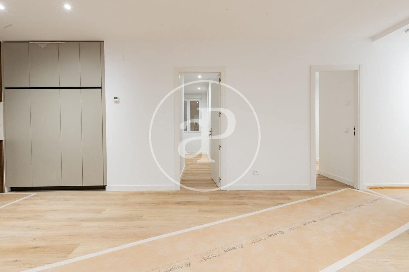 6 bedroom Apartment for sale in Madrid city - € 1,200,000 (Ref: 9846245)