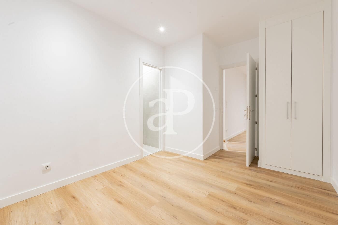 6 bedroom Apartment for sale in Madrid city - € 1,200,000 (Ref: 9846245)