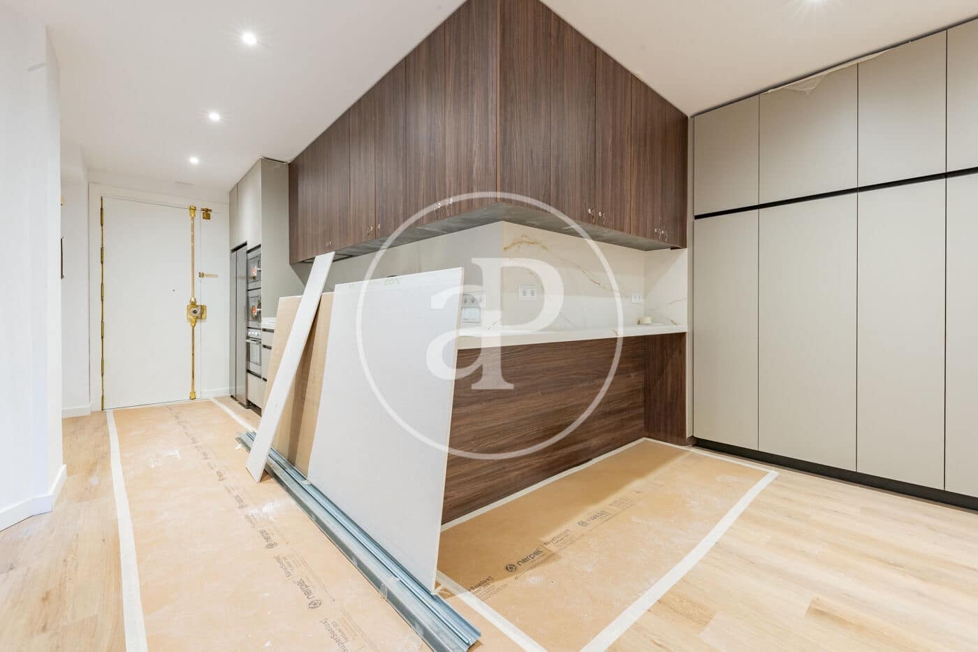 6 bedroom Apartment for sale in Madrid city - € 1,200,000 (Ref: 9846245)