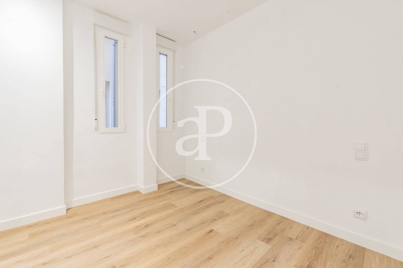 6 bedroom Apartment for sale in Madrid city - € 1,200,000 (Ref: 9846245)