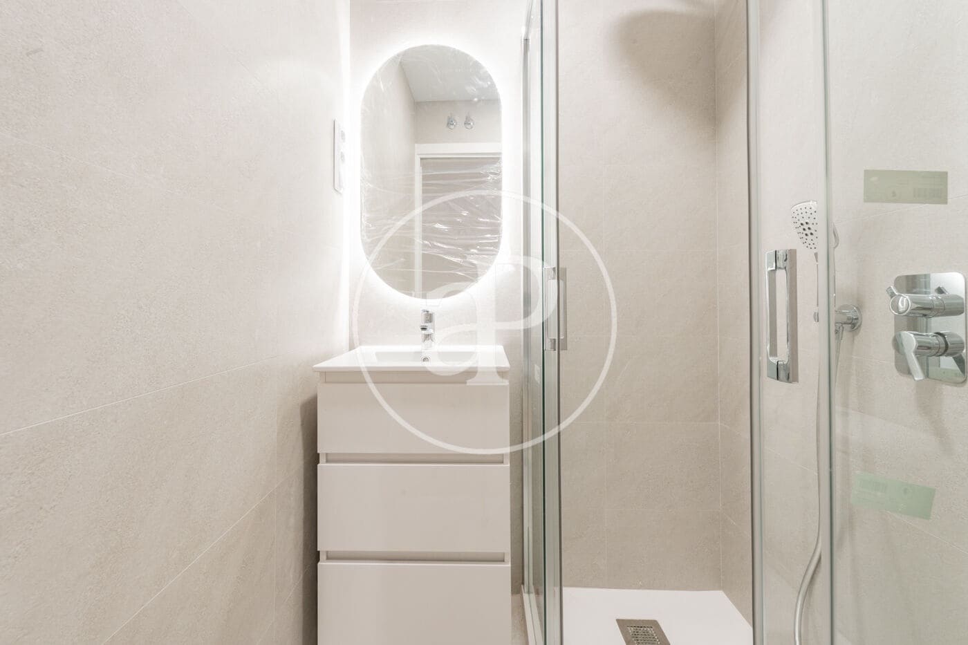 6 bedroom Apartment for sale in Madrid city - € 1,200,000 (Ref: 9846245)
