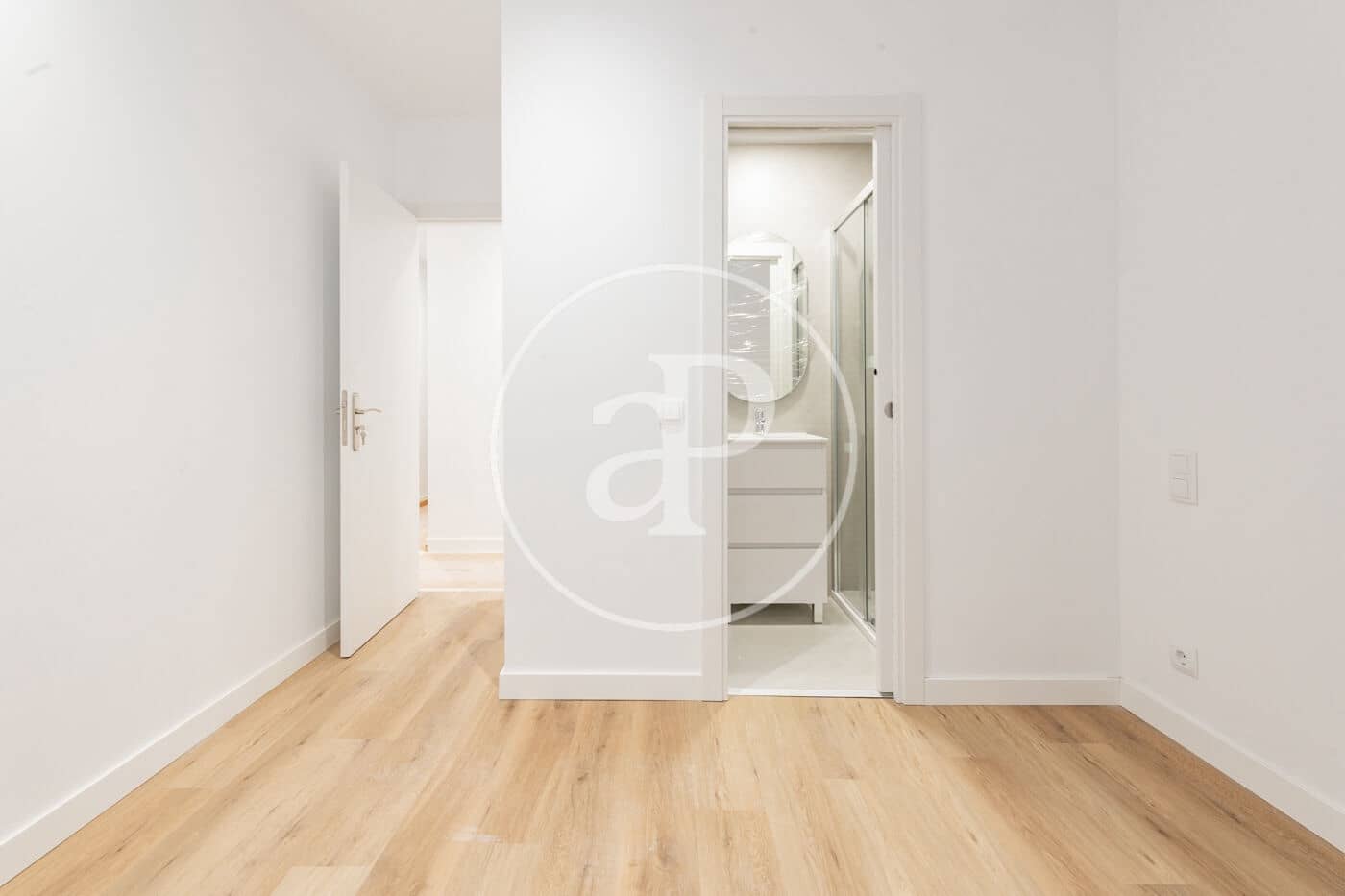 6 bedroom Apartment for sale in Madrid city - € 1,200,000 (Ref: 9846245)