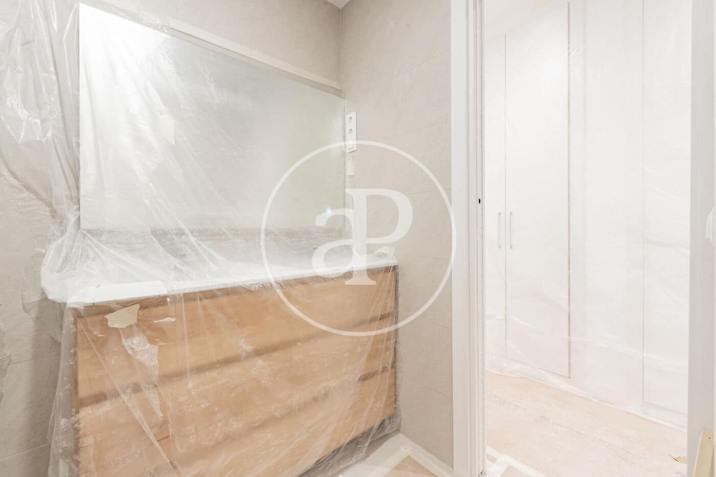 6 bedroom Apartment for sale in Madrid city - € 1,200,000 (Ref: 9846245)