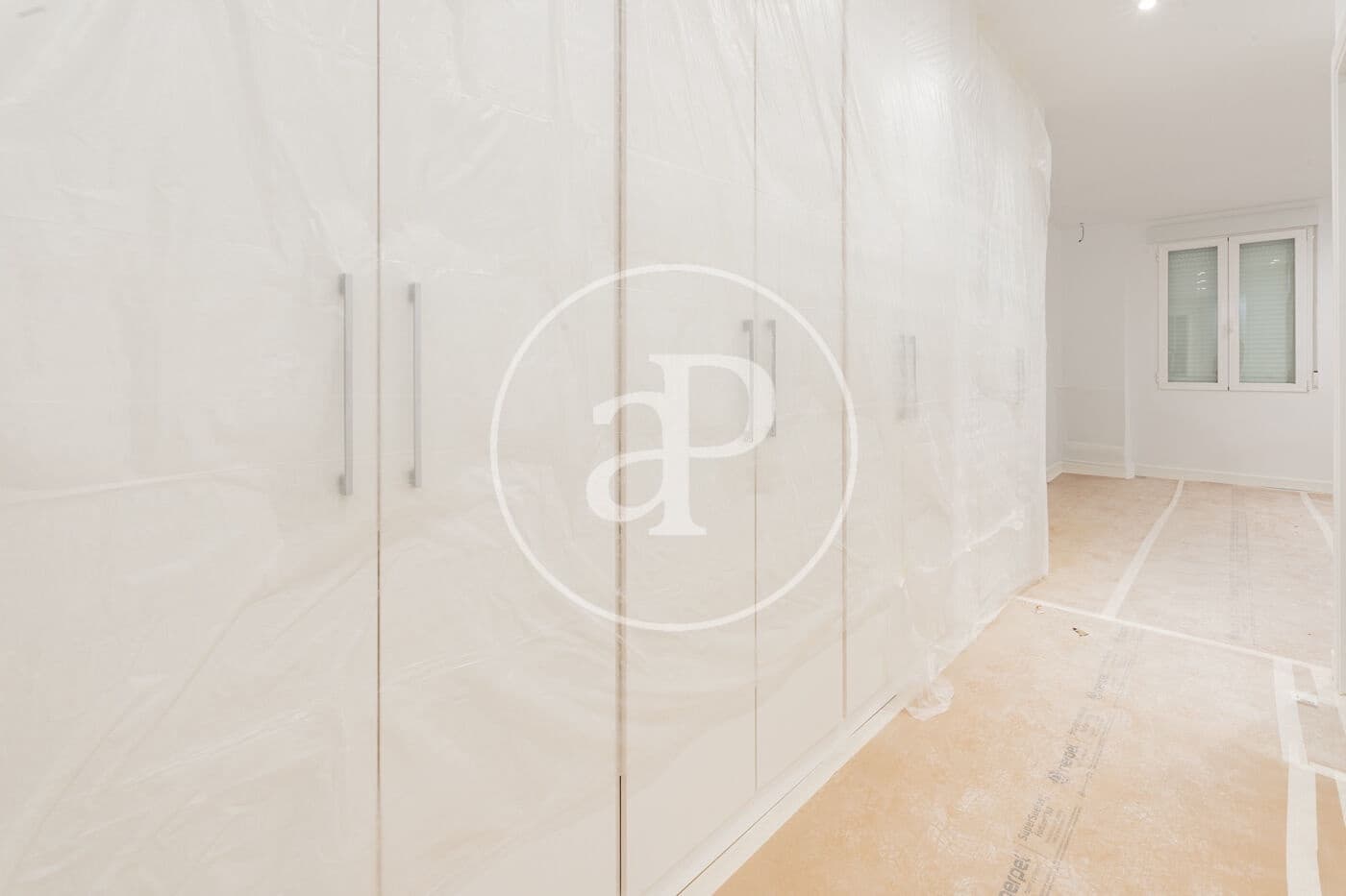 6 bedroom Apartment for sale in Madrid city - € 1,200,000 (Ref: 9846245)
