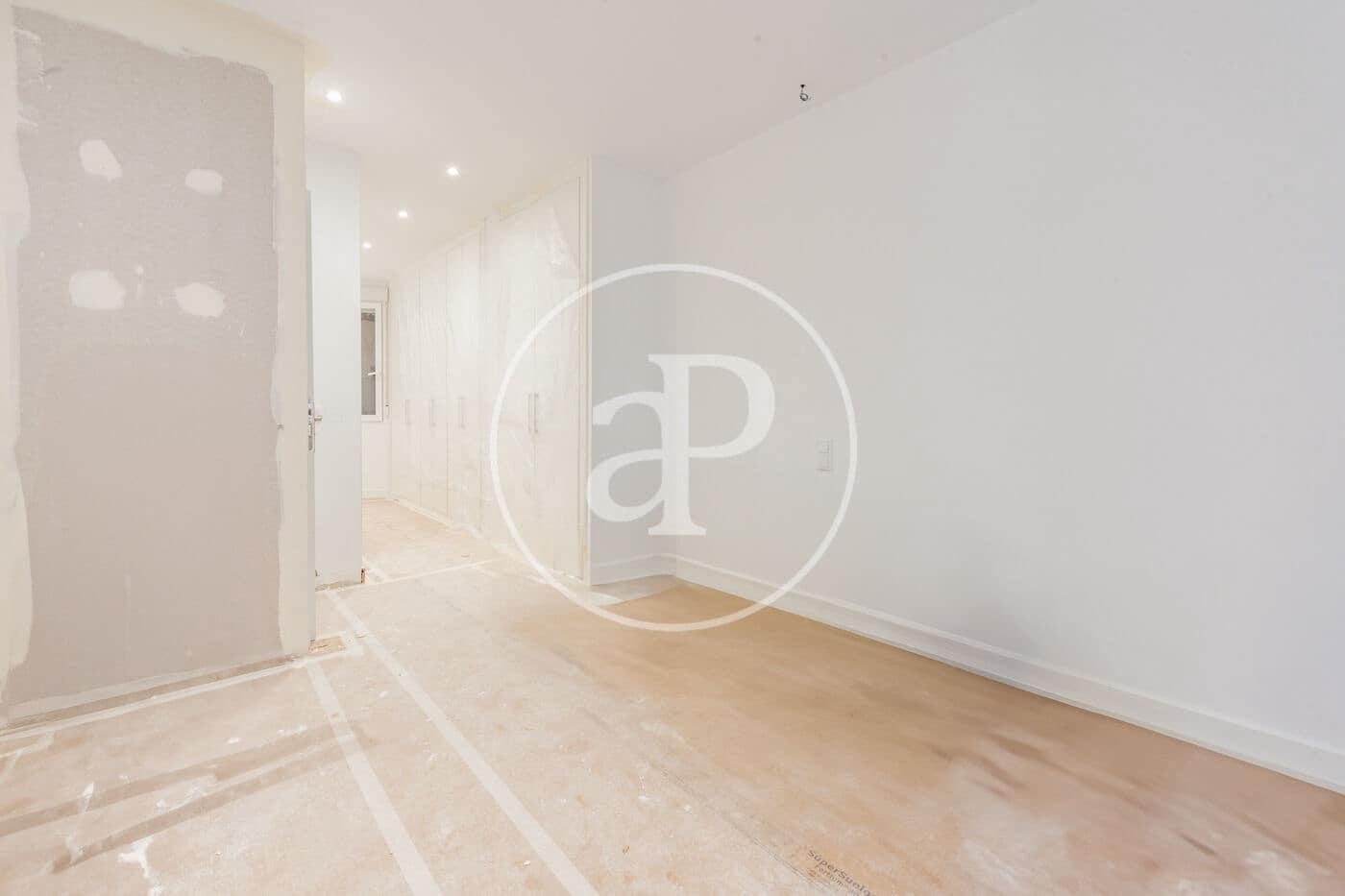 6 bedroom Apartment for sale in Madrid city - € 1,200,000 (Ref: 9846245)
