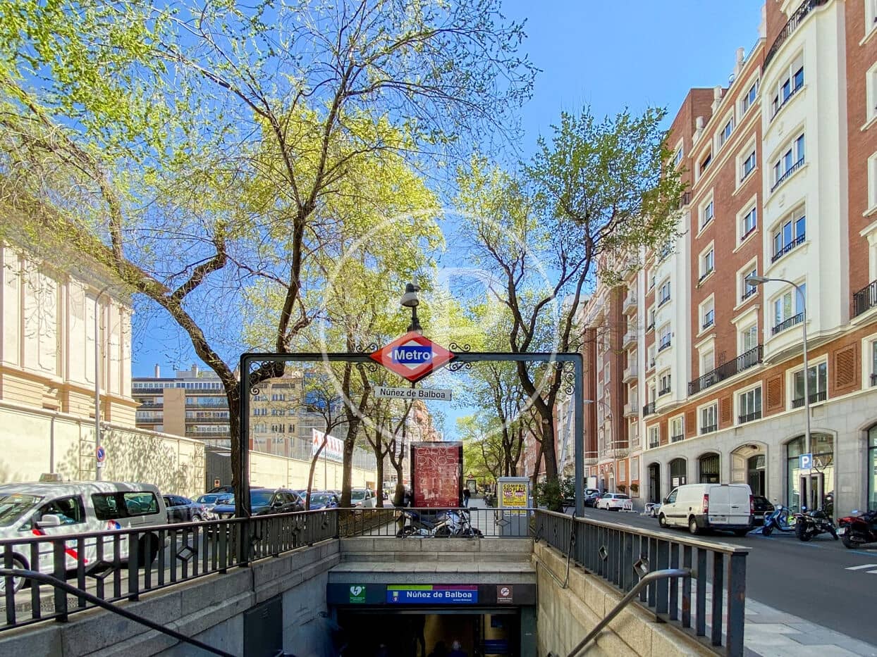 1 bedroom Apartment for sale in Madrid city - € 670,000 (Ref: 9846246)