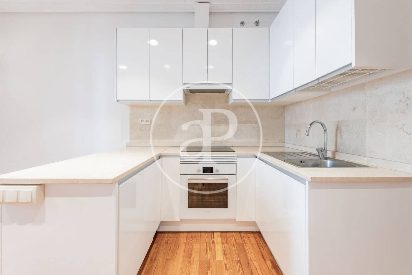 1 sypialnia Apartament do wynajęcia w Miasto Madryt - 2 000 € (Ref: 9846248)