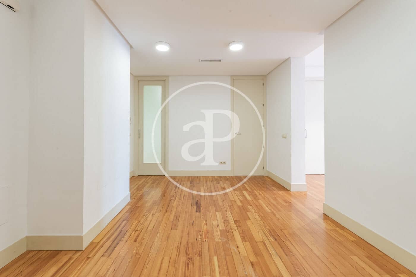 1 sypialnia Apartament do wynajęcia w Miasto Madryt - 2 000 € (Ref: 9846248)