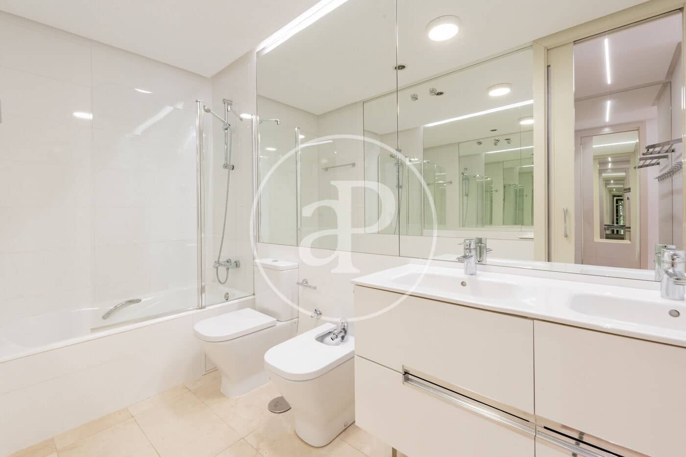 1 sypialnia Apartament do wynajęcia w Miasto Madryt - 2 000 € (Ref: 9846248)
