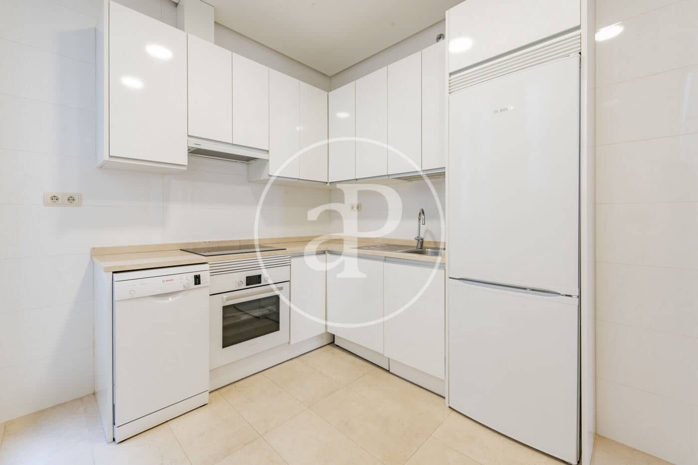 Apartamento de 1 habitación en Madrid ciudad en alquiler - 2.400 € (Ref: 9846249)