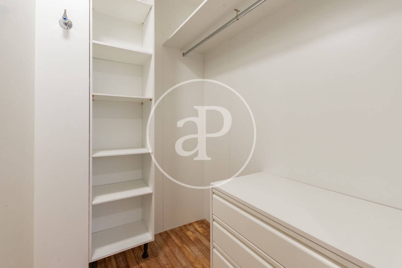 Apartamento de 1 habitación en Madrid ciudad en alquiler - 2.400 € (Ref: 9846249)