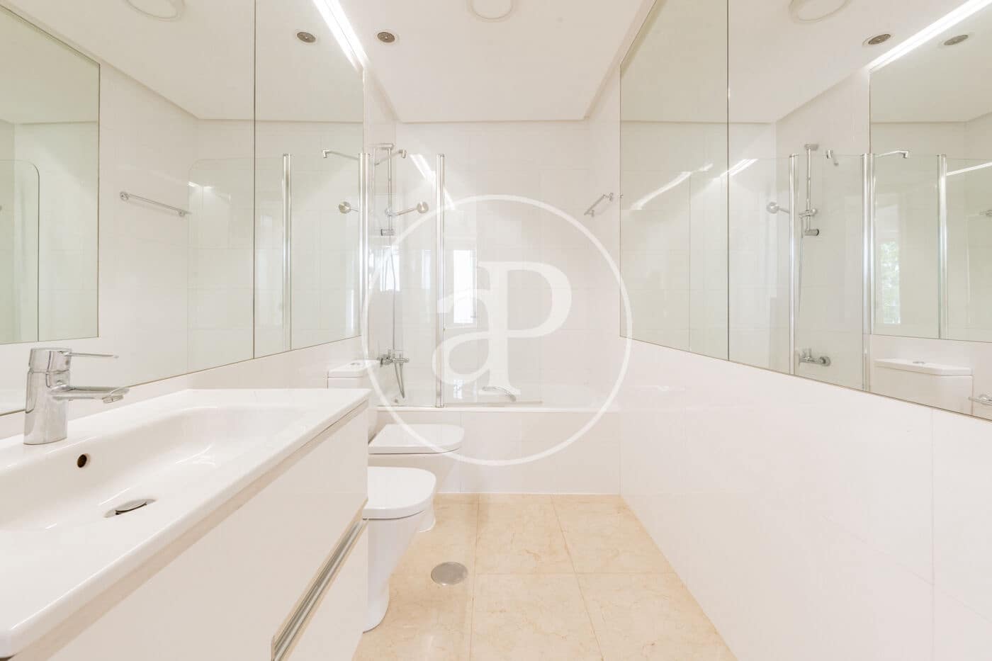 Apartamento de 1 habitación en Madrid ciudad en alquiler - 2.400 € (Ref: 9846249)