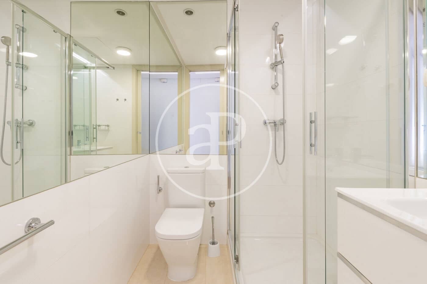 Apartamento de 1 habitación en Madrid ciudad en alquiler - 2.400 € (Ref: 9846249)