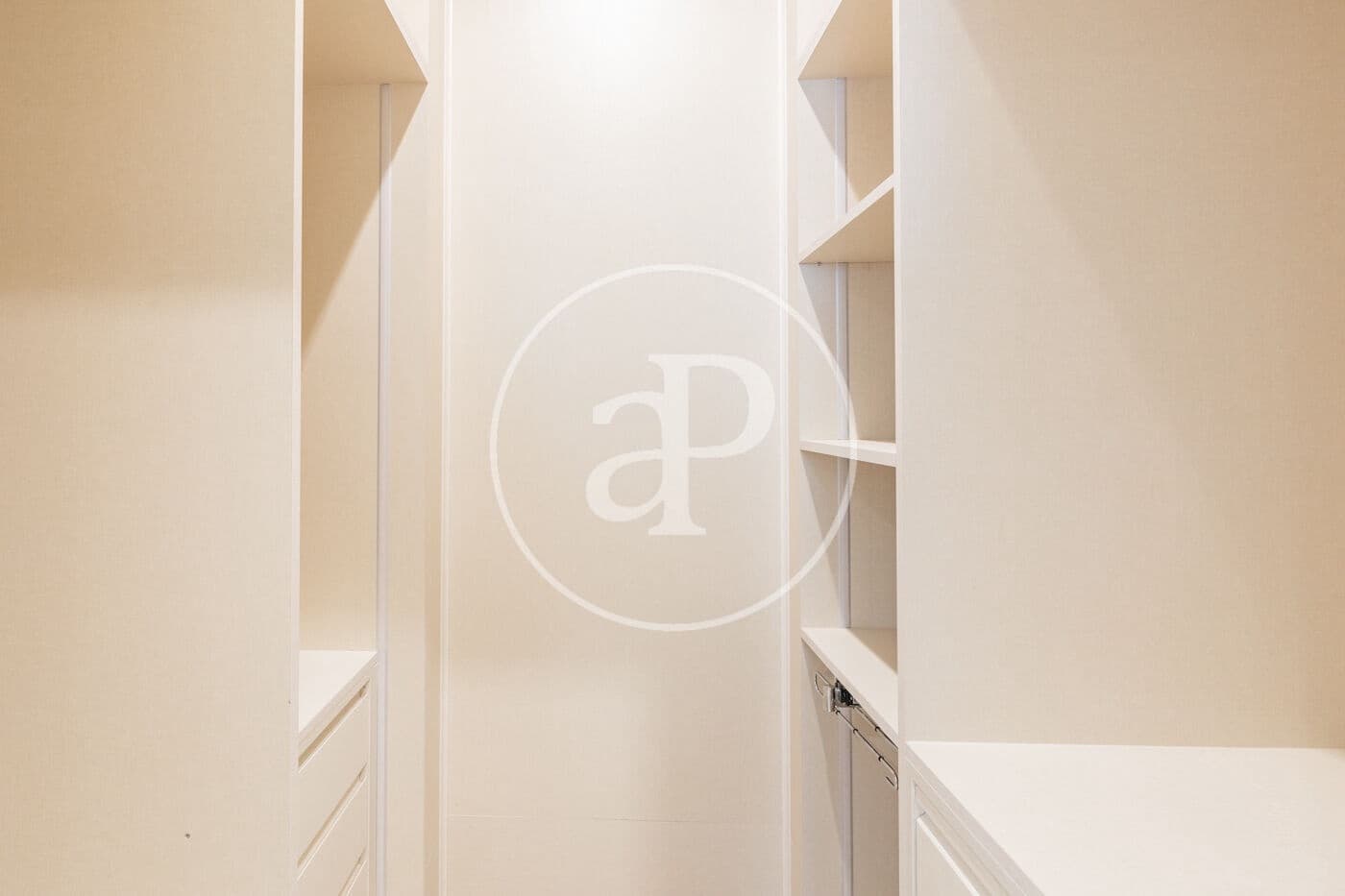 3 bedroom Apartment for sale in Madrid city - € 1,175,000 (Ref: 9846250)