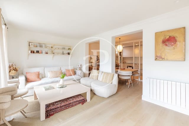 2 sovrum Lägenhet till salu i Universidad, Madrid stad - 950 000 € (Ref: 9846251)