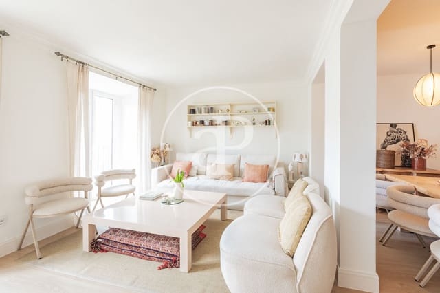 2 sovrum Lägenhet till salu i Universidad, Madrid stad - 950 000 € (Ref: 9846251)