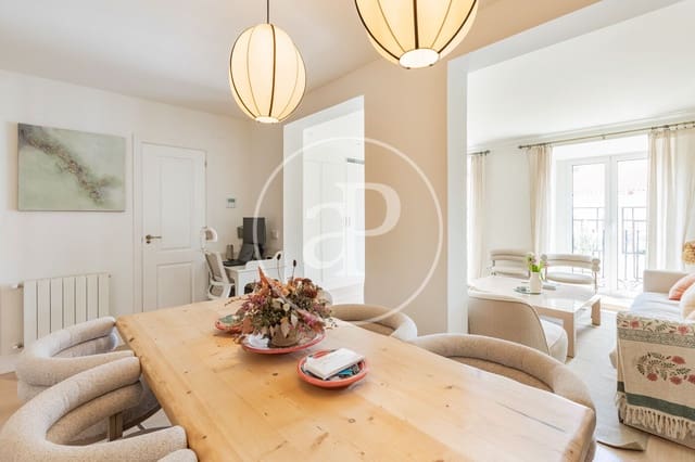 2 sovrum Lägenhet till salu i Universidad, Madrid stad - 950 000 € (Ref: 9846251)
