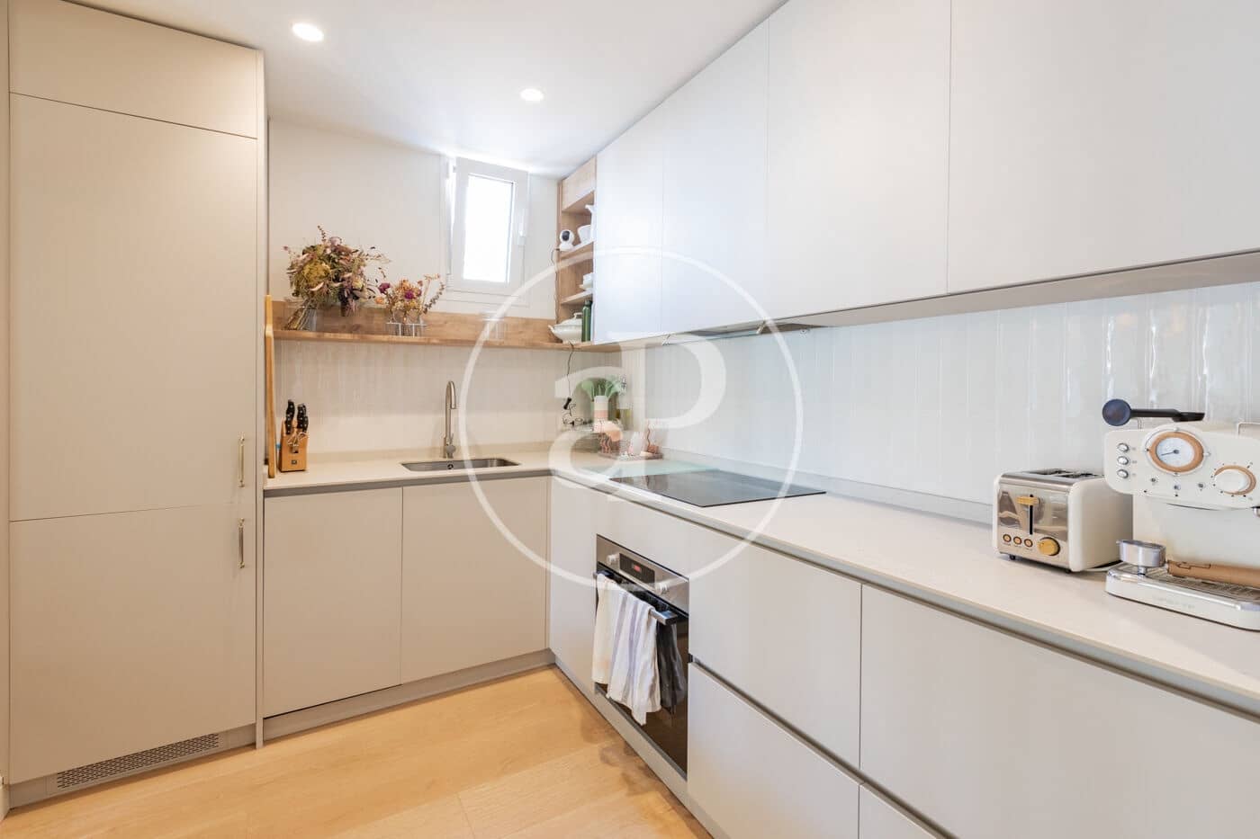 2 bedroom Apartment for sale in Madrid city - € 950,000 (Ref: 9846251)