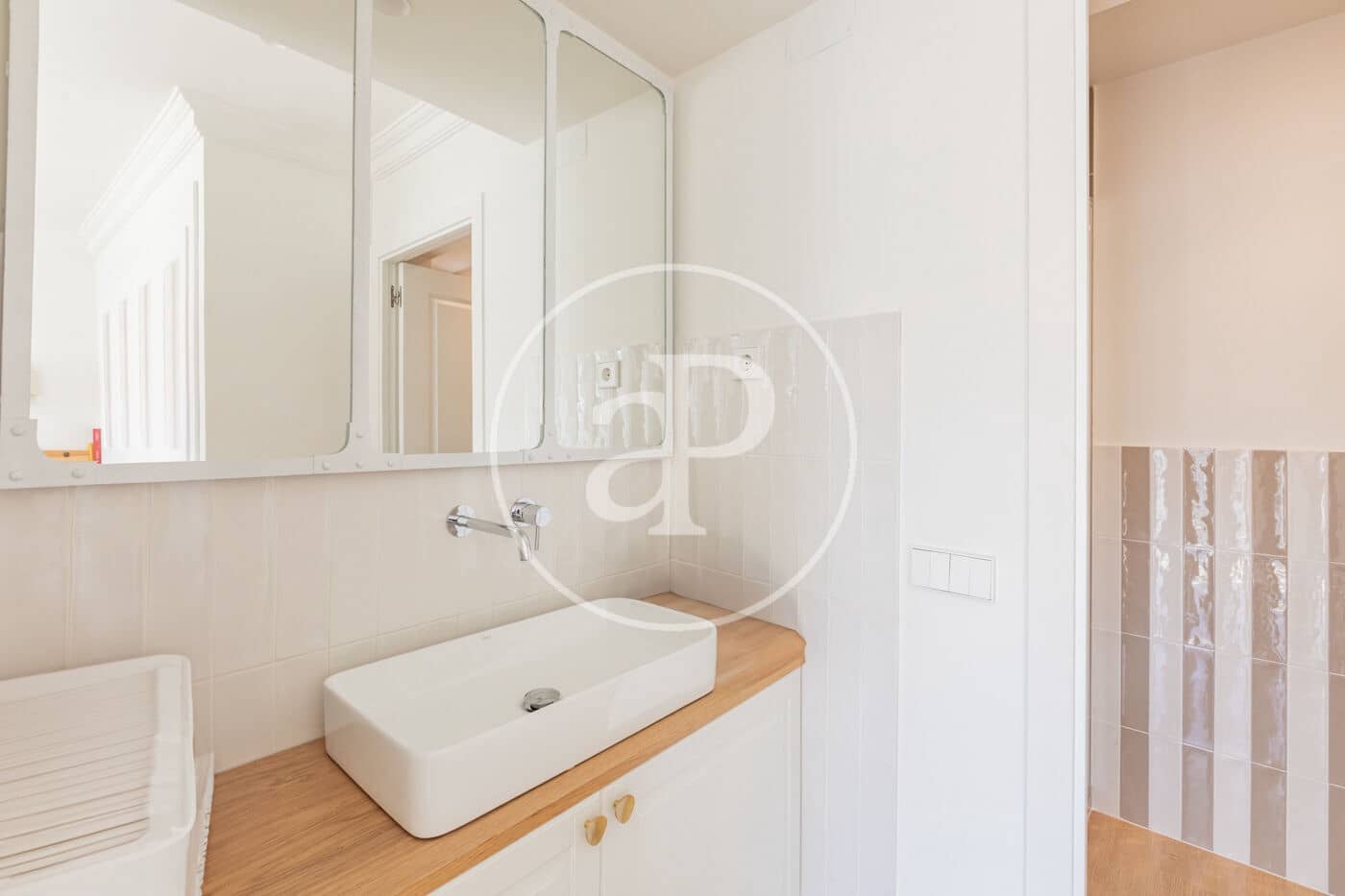 2 bedroom Apartment for sale in Madrid city - € 950,000 (Ref: 9846251)