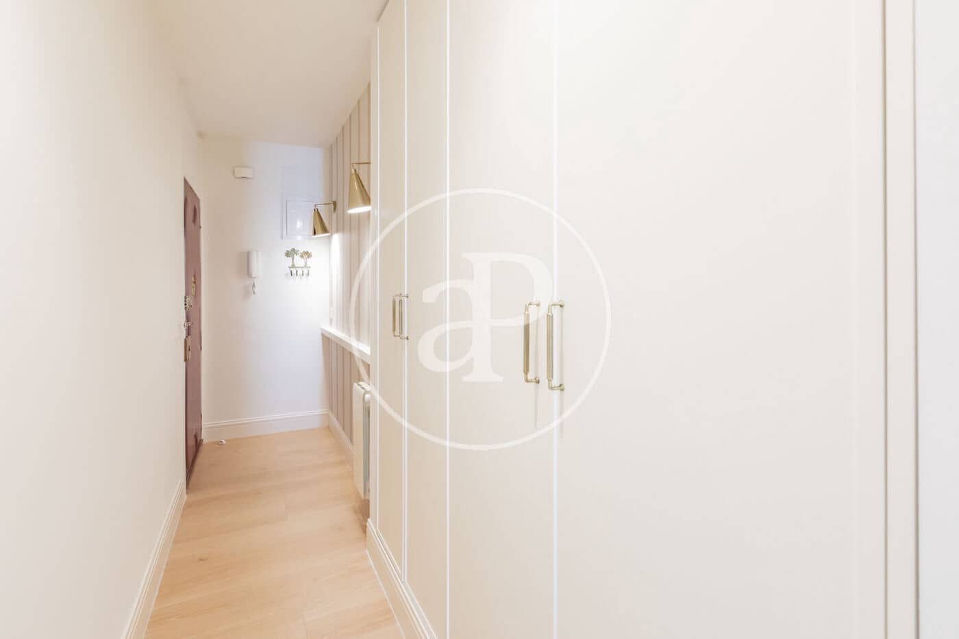 2 bedroom Apartment for sale in Madrid city - € 950,000 (Ref: 9846251)