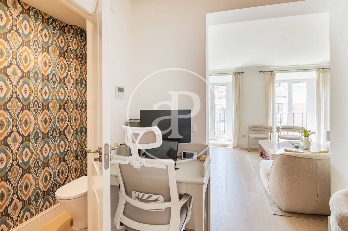 2 bedroom Apartment for sale in Madrid city - € 950,000 (Ref: 9846251)