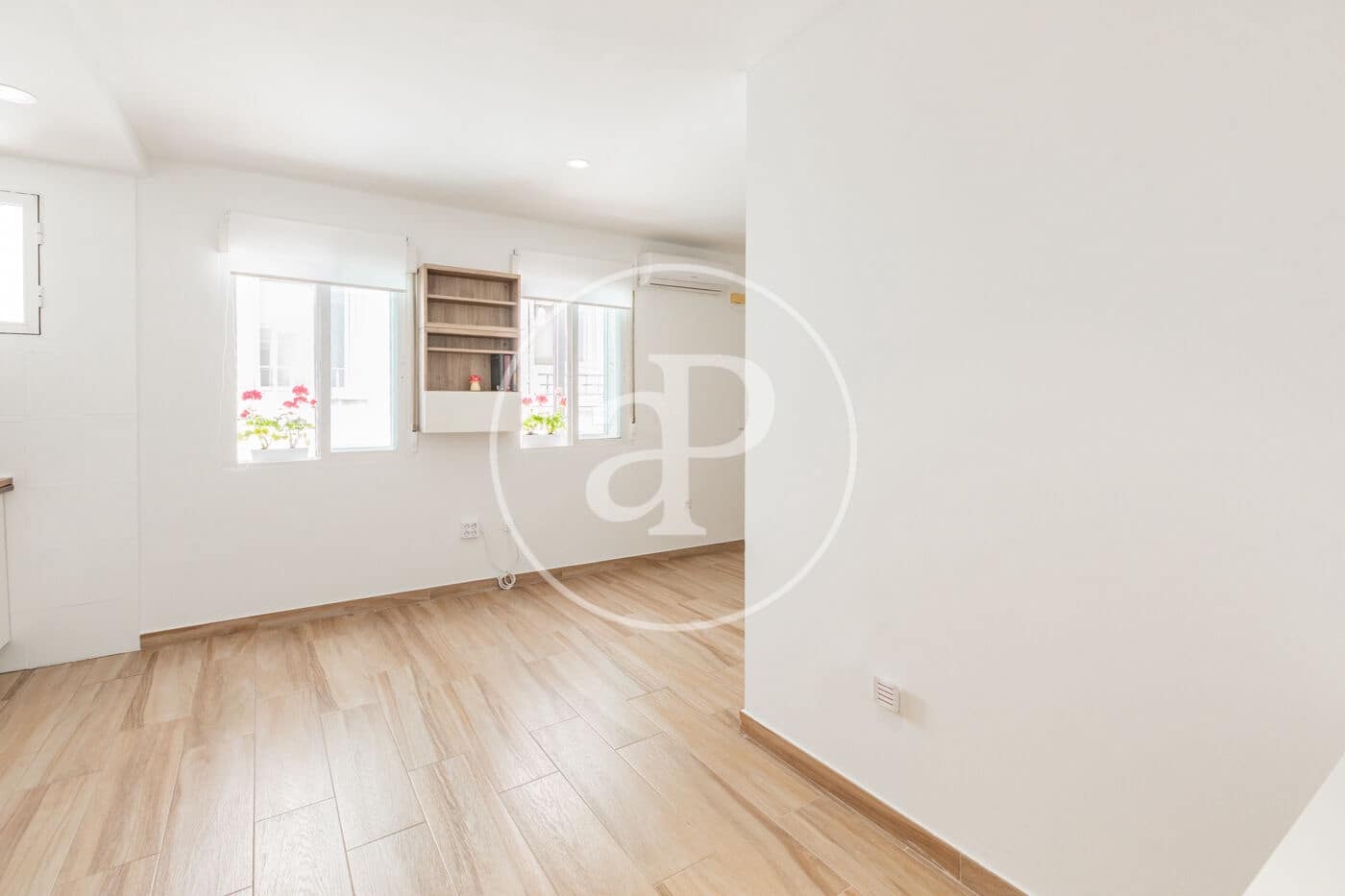 1 soveværelse Lejlighed til leje i Madrid by - € 1.100 (Ref: 9849395)