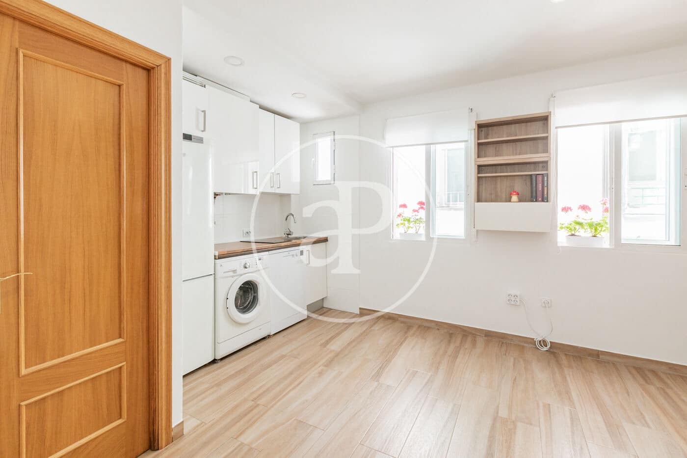 1 soveværelse Lejlighed til leje i Madrid by - € 1.100 (Ref: 9849395)