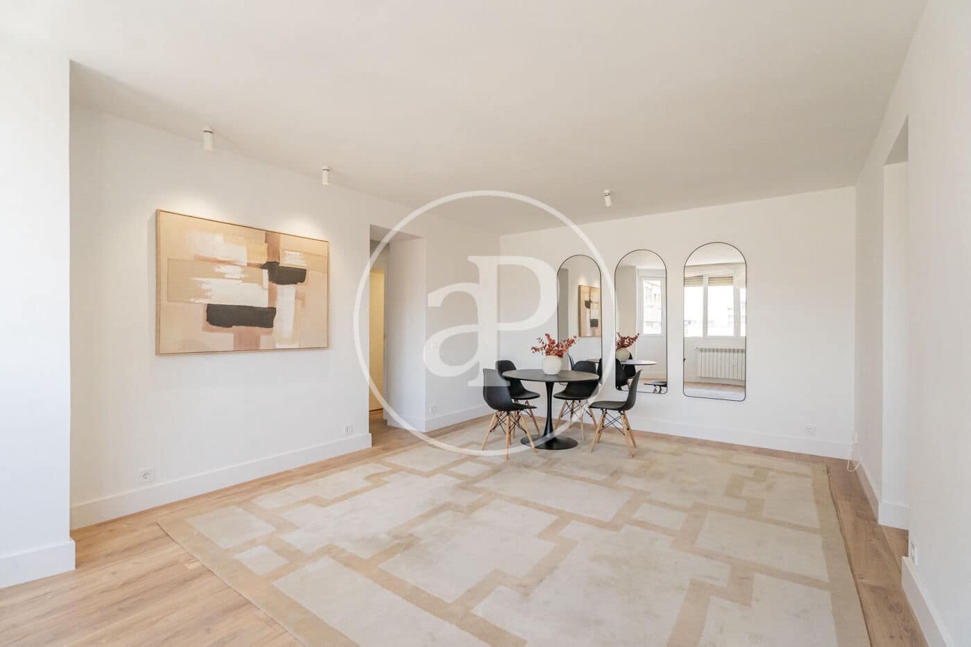 2 sypialnia Apartament do wynajęcia w Miasto Madryt z basenem garażem - 1 850 € (Ref: 9849396)