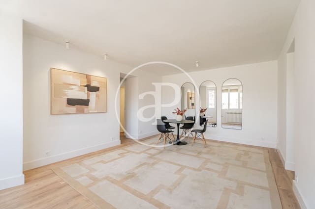 2 soveværelse Lejlighed til leje i Hispanoamérica, Madrid by med swimmingpool garage - € 1.850 (Ref: 9849396)