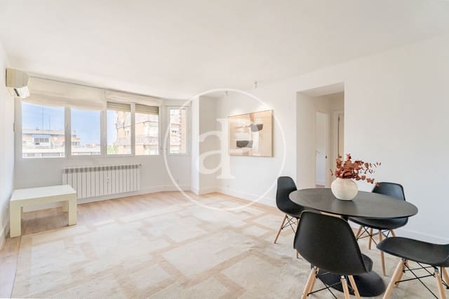 2 soveværelse Lejlighed til leje i Hispanoamérica, Madrid by med swimmingpool garage - € 1.850 (Ref: 9849396)