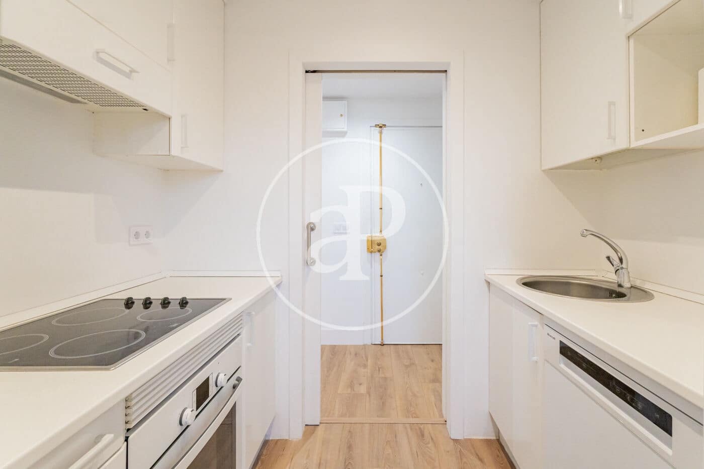 2 sypialnia Apartament do wynajęcia w Miasto Madryt z basenem garażem - 1 850 € (Ref: 9849396)