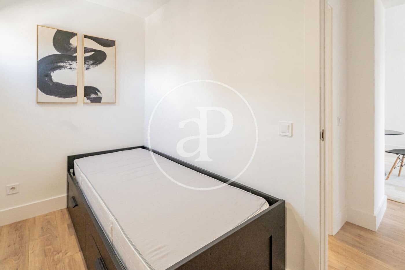 2 sypialnia Apartament do wynajęcia w Miasto Madryt z basenem garażem - 1 850 € (Ref: 9849396)