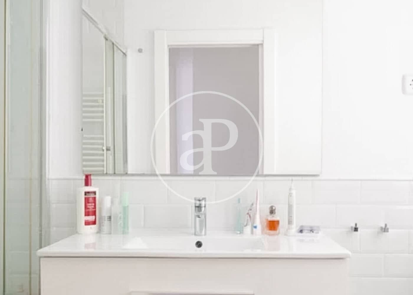 3 soveværelse Lejlighed til leje i Madrid by med garage - € 3.250 (Ref: 9849397)