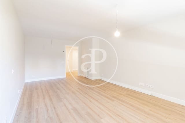 3 soveværelse Lejlighed til leje i Nueva España, Madrid by med swimmingpool garage - € 2.700 (Ref: 9851768)