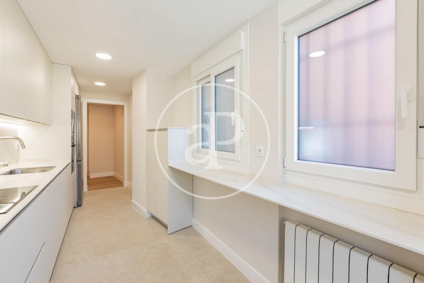 3 bedroom Apartment for rent in Madrid city with pool garage - € 2,700 (Ref: 9851768)