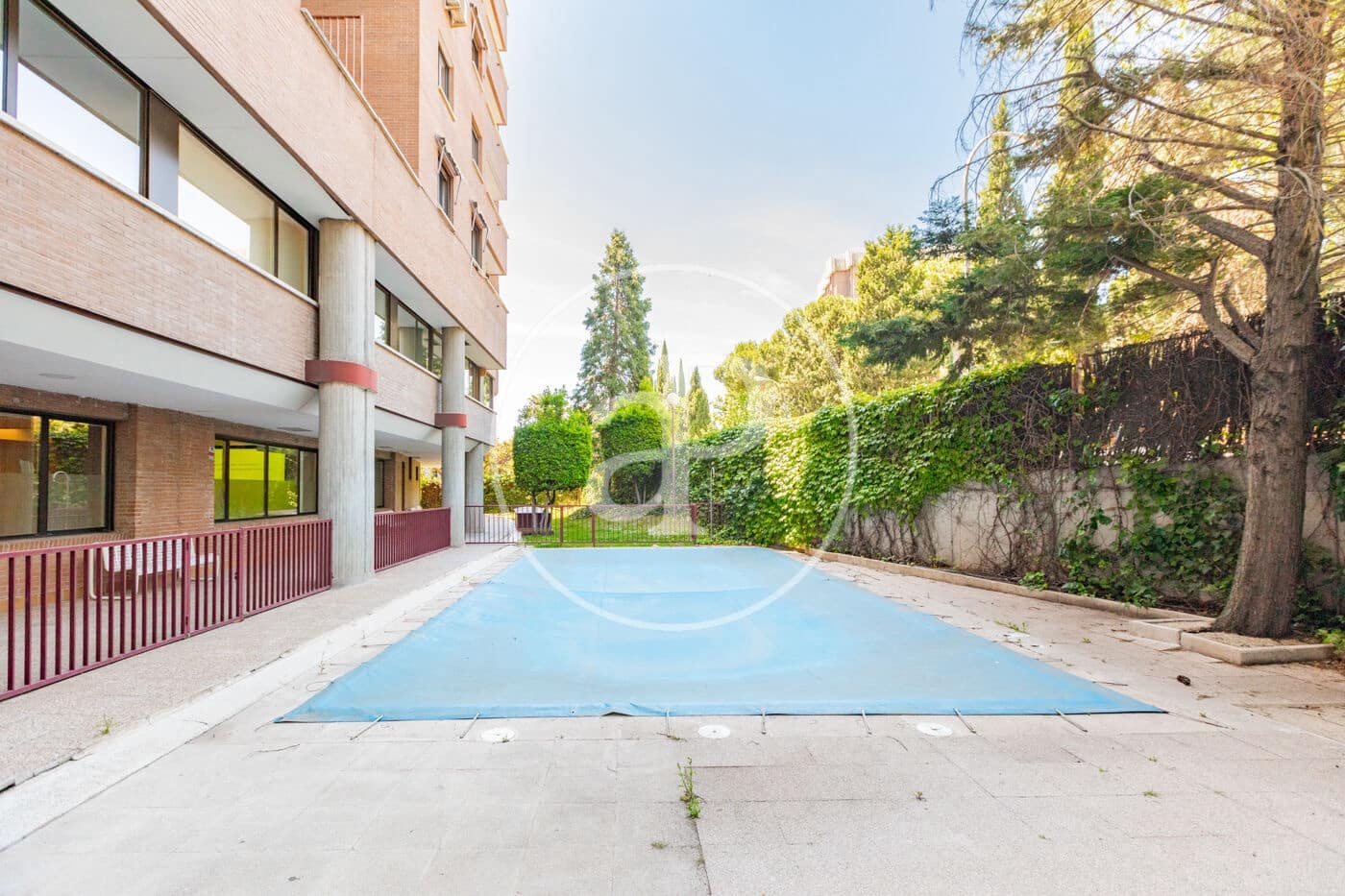 3 bedroom Apartment for rent in Madrid city with pool garage - € 2,700 (Ref: 9851768)
