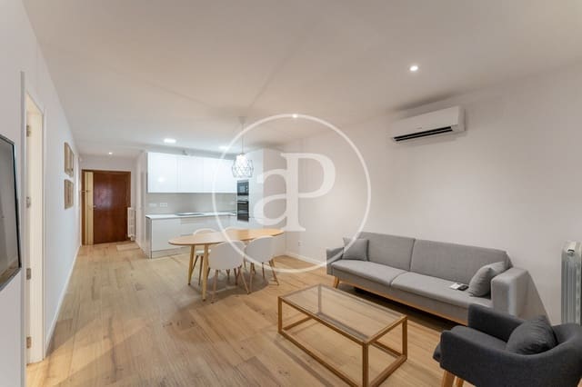 2 soveværelse Lejlighed til leje i Cuatro Caminos, Madrid by - € 2.300 (Ref: 9851769)