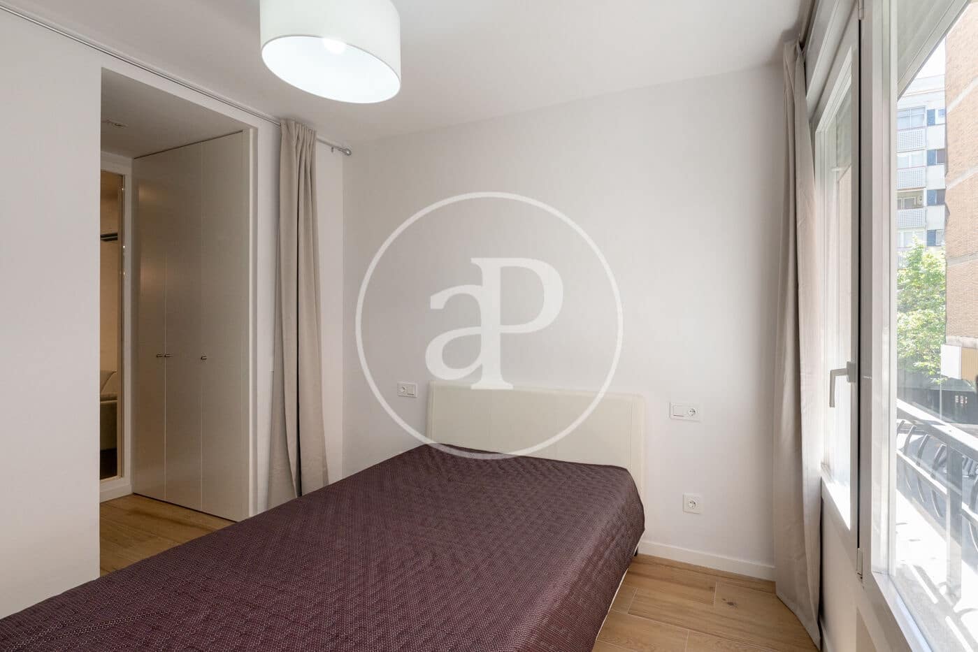 2 soveværelse Lejlighed til leje i Madrid by - € 2.300 (Ref: 9851769)