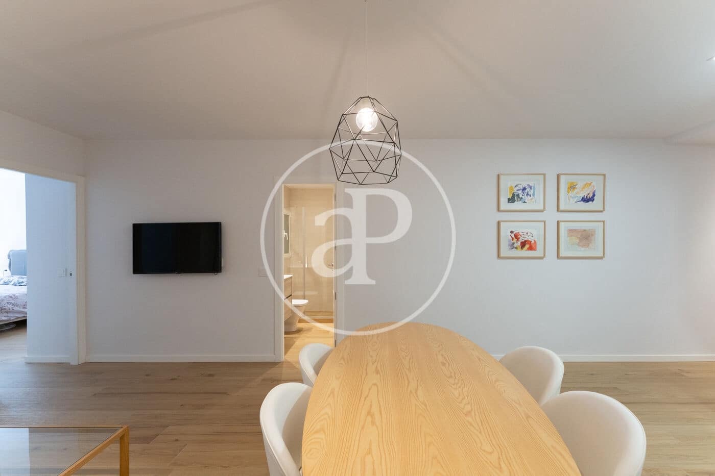 2 soveværelse Lejlighed til leje i Madrid by - € 2.300 (Ref: 9851769)