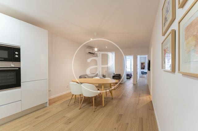 2 soveværelse Lejlighed til leje i Cuatro Caminos, Madrid by - € 2.300 (Ref: 9851769)