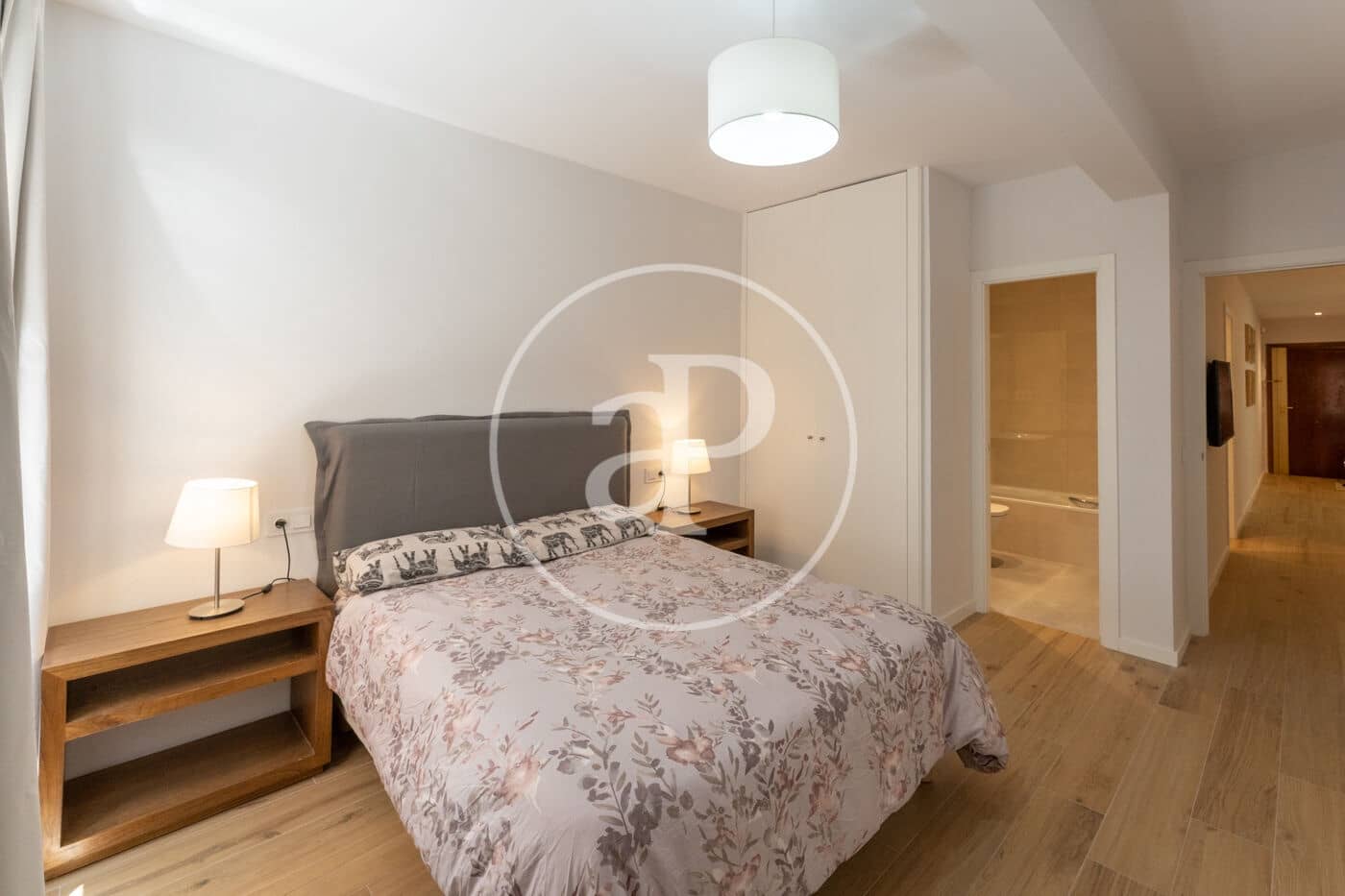 2 soveværelse Lejlighed til leje i Madrid by - € 2.300 (Ref: 9851769)